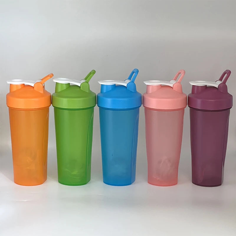 600ml Protein Shaker Bottle Protein Powder Shake Cup for Gym Ffitness Shaker Scale Portable Water Bottle Slushy Cup